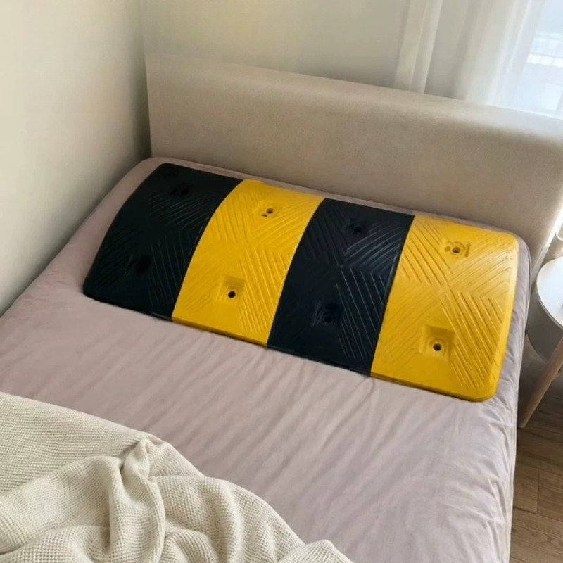 Lustiges Speed-Bump-Scherzkiss – Prank Toys Bewertung und Preis
